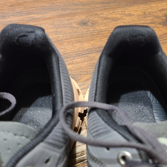 On Cloud Cloudflow Mesh Rock Rose Running Shoes 9.5 - Picture 5 of 6